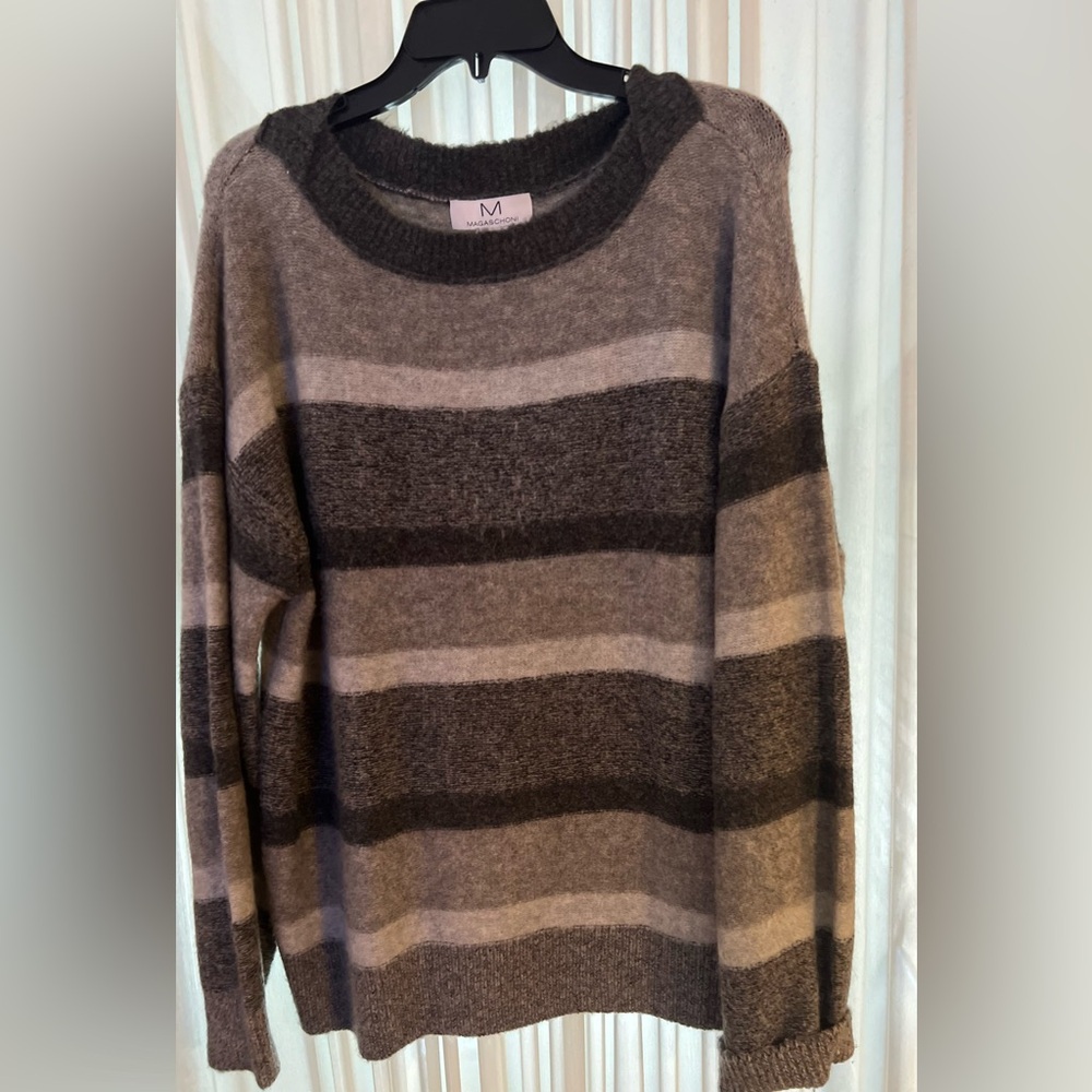 MAGASCHONI ladies shades of gray sweater, SIZE L